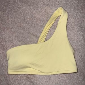 Alo Yoga- One Shoulder Airbrush Bra in Buttercup